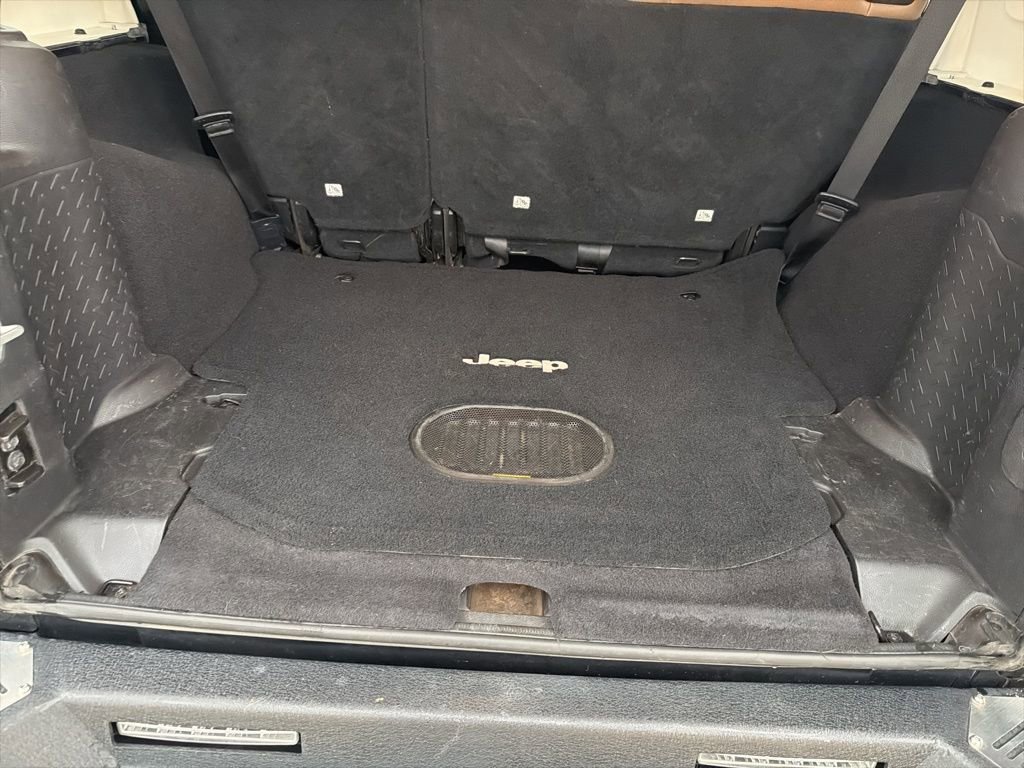 Used 2016 Jeep Wrangler Unlimited Sahara w/ Max Tow Package image 35