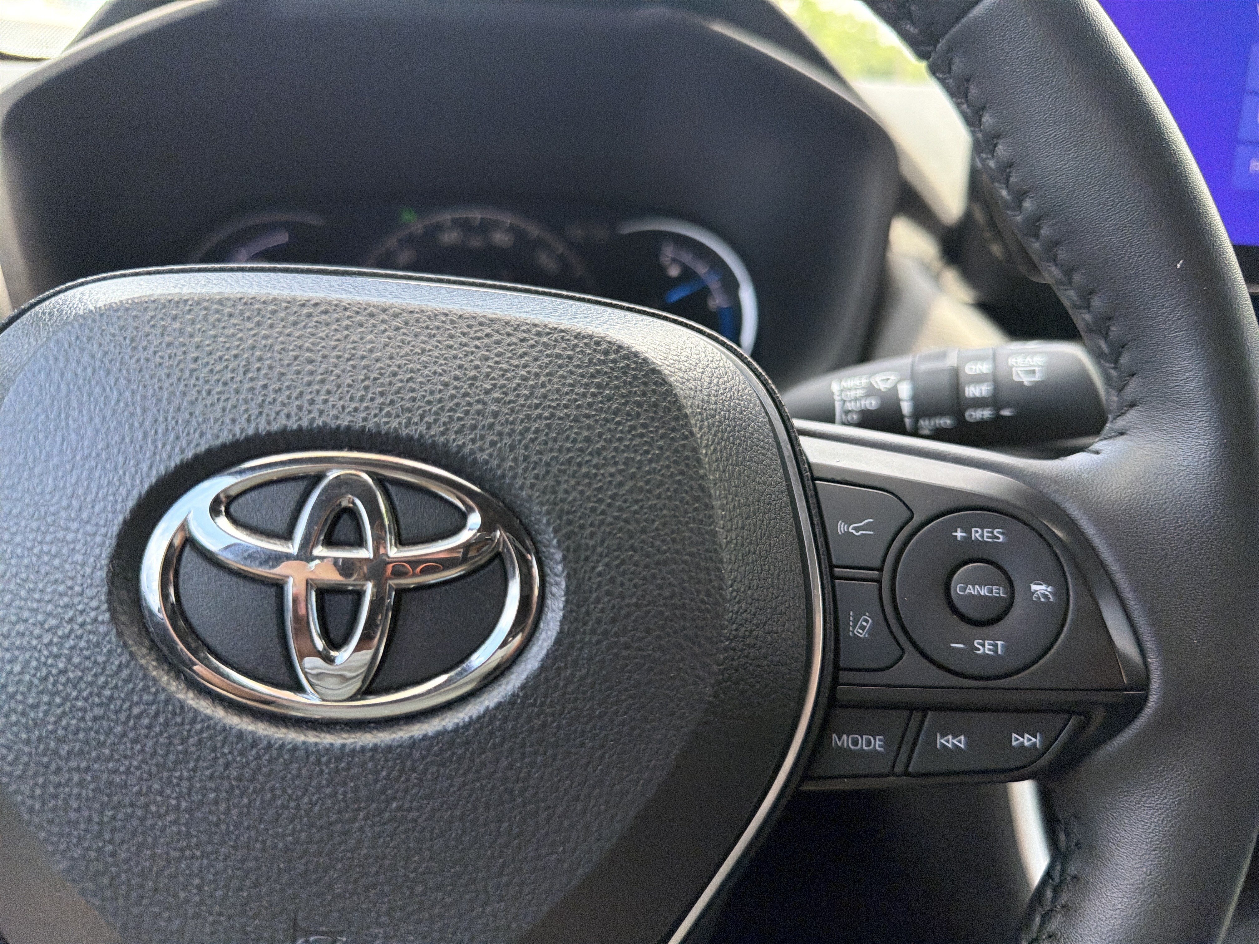 Certified 2024 Toyota RAV4 XSE w/ Weather Package AWD/4WD image 11