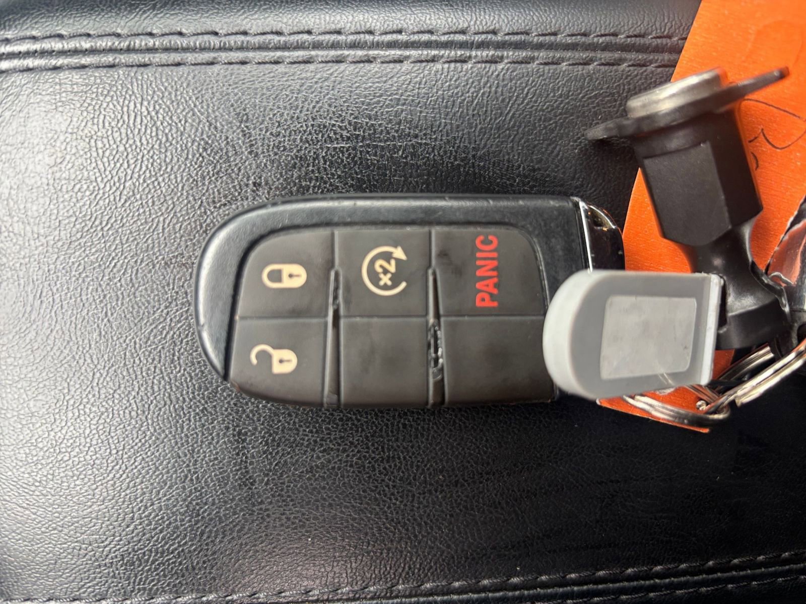 Used 2025 Jeep Compass Limited AWD/4WD image 25