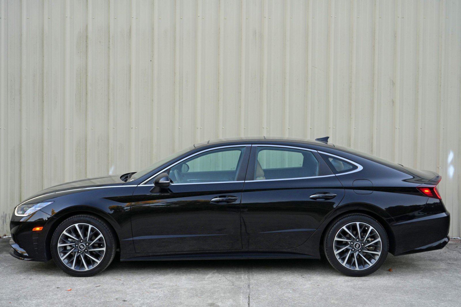 Used 2021 Hyundai Sonata Limited FWD image 47