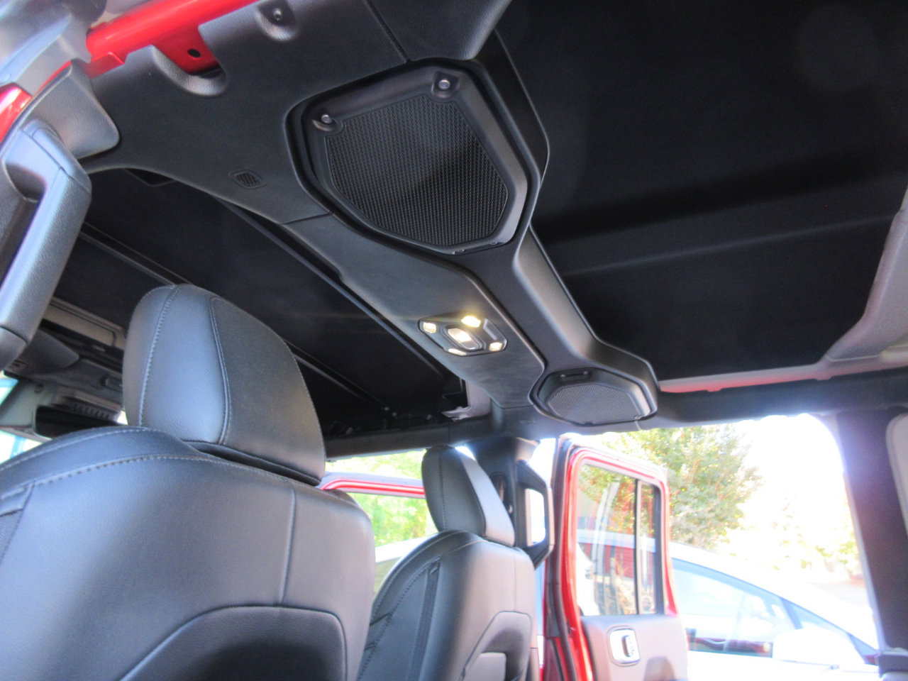 Used 2021 Jeep Wrangler Unlimited Sahara w/ Cold Weather Group image 41