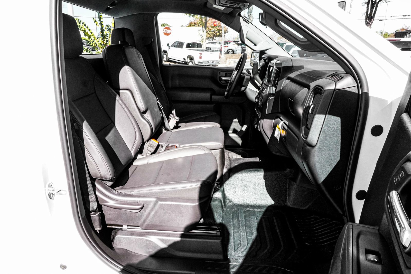 New 2025 Chevrolet Silverado 1500 W/T image 17