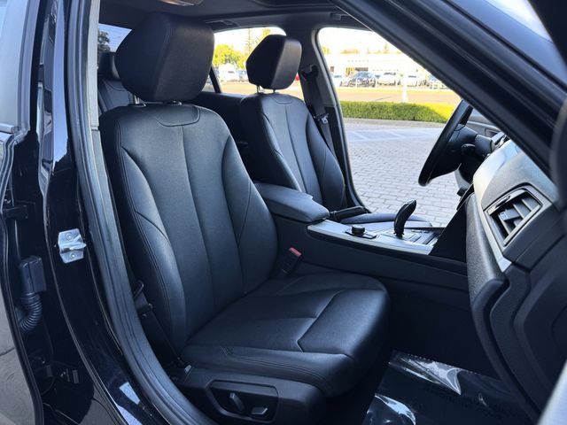 Used 2014 BMW 320i Sedan RWD image 15
