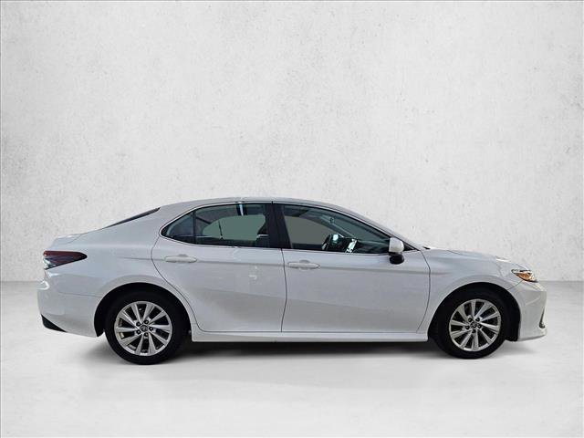 Used 2023 Toyota Camry LE image 4