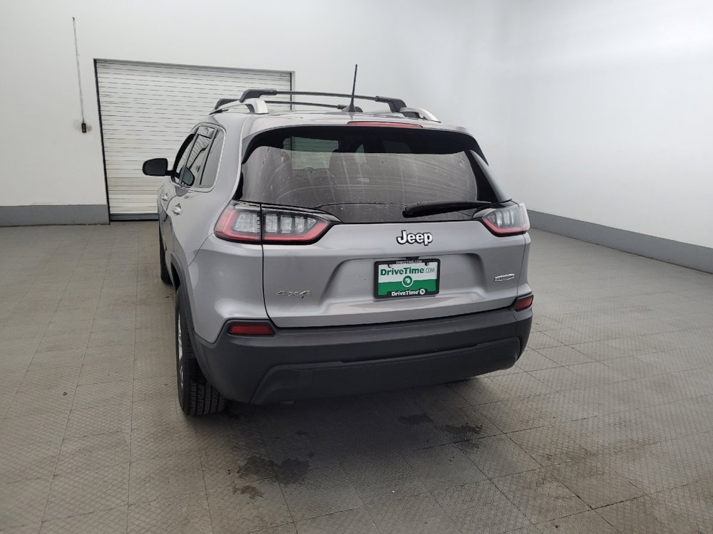 Used 2019 Jeep Cherokee Latitude Plus w/ Cold Weather Group image 6