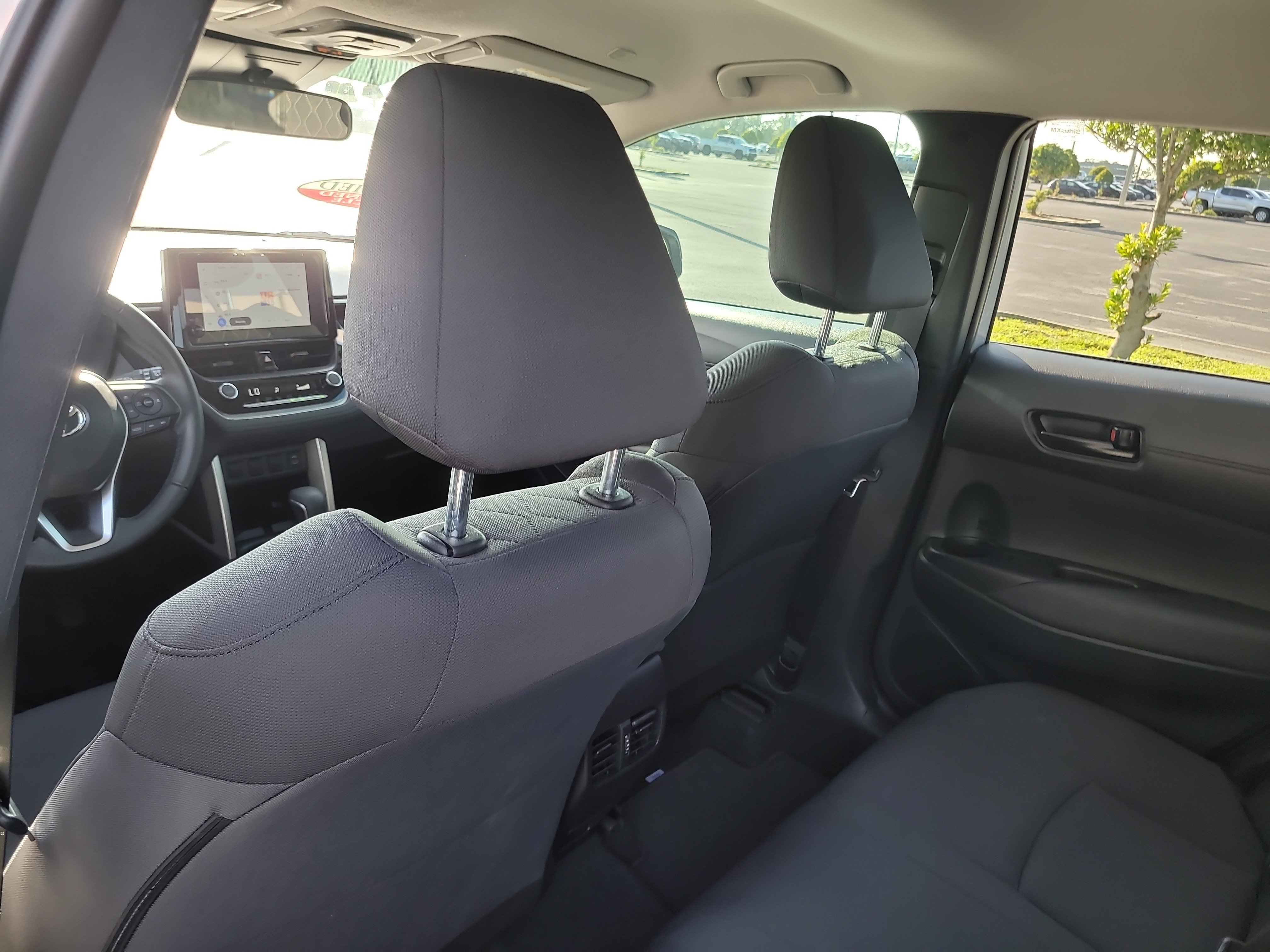 Certified 2025 Toyota Corolla Cross LE FWD image 13