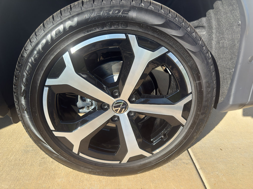 New 2026 Volkswagen Tiguan SE image 15