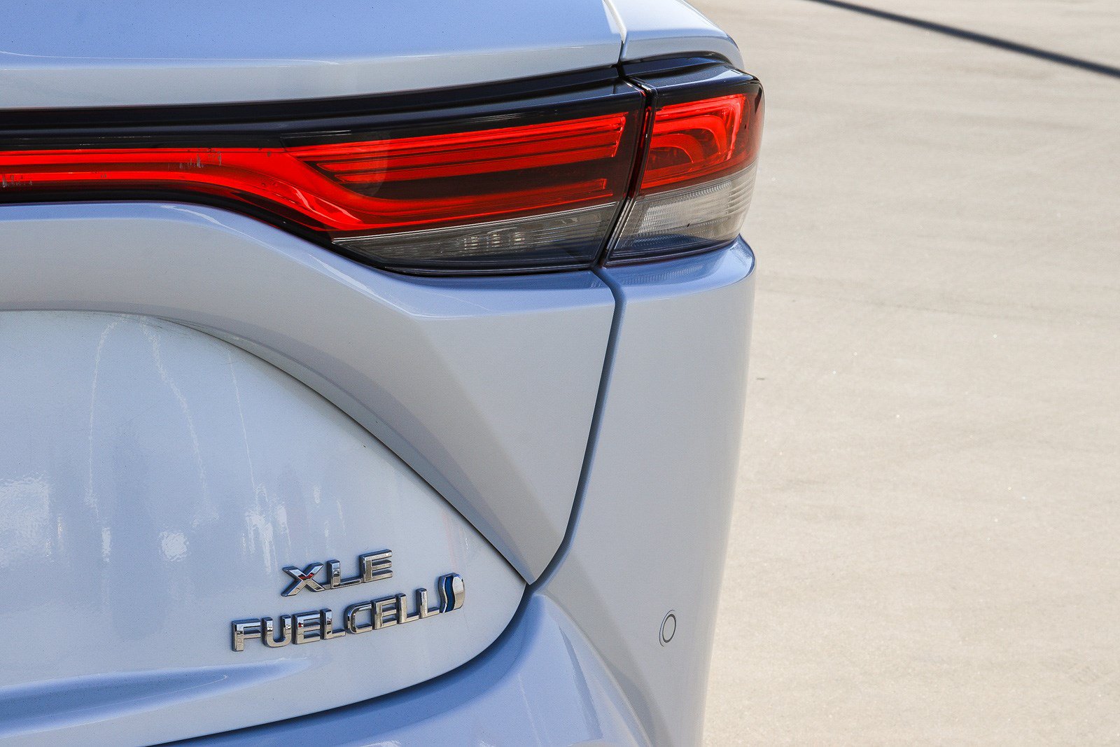 Used 2022 Toyota Mirai w/ Advanced Technology Package RWD image 13