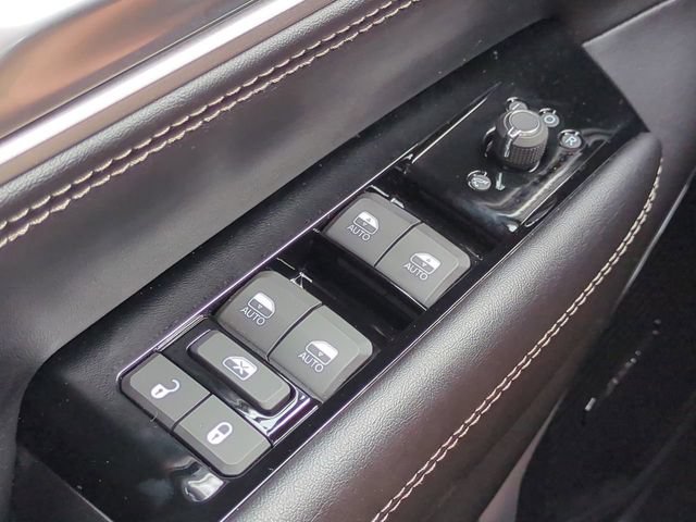 New 2026 Jeep Grand Wagoneer Limited AWD/4WD image 25