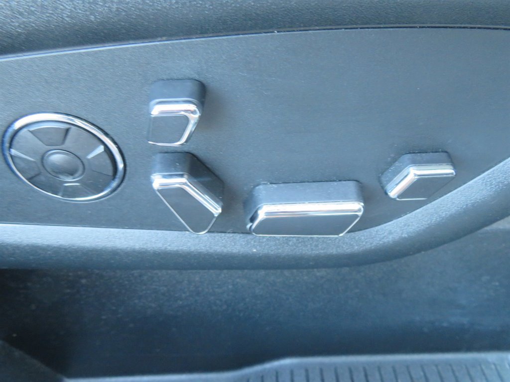 Used 2017 Lincoln MKX Reserve w/ Driver Assistance Package image 39