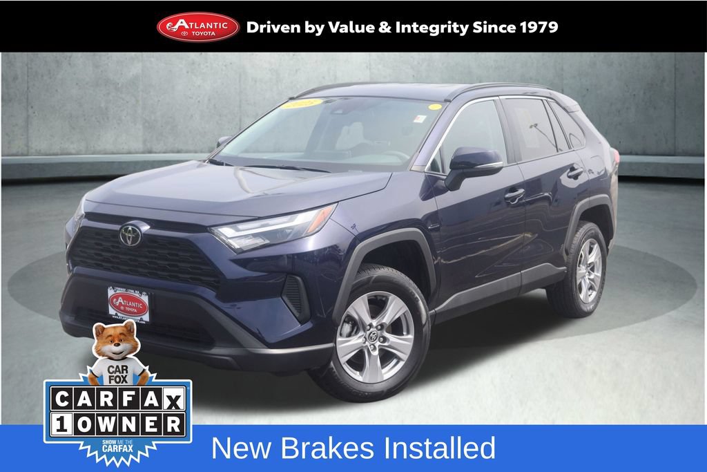 Used 2025 Toyota RAV4 XLE AWD/4WD image 1