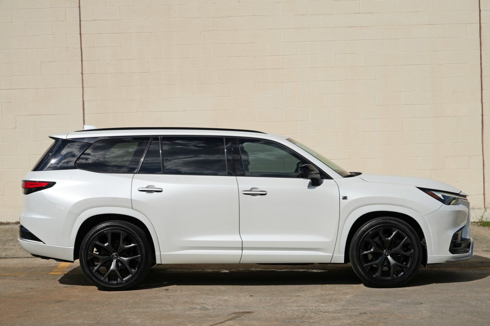 Used 2024 Lexus TX 500h AWD w/ Technology Package image 53