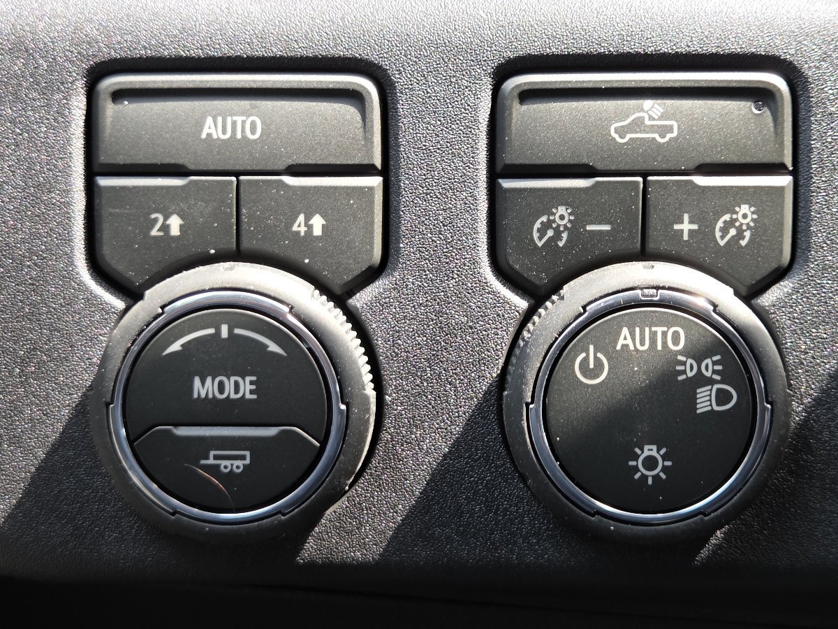 New 2026 Chevrolet Silverado 1500 LT AWD/4WD image 6