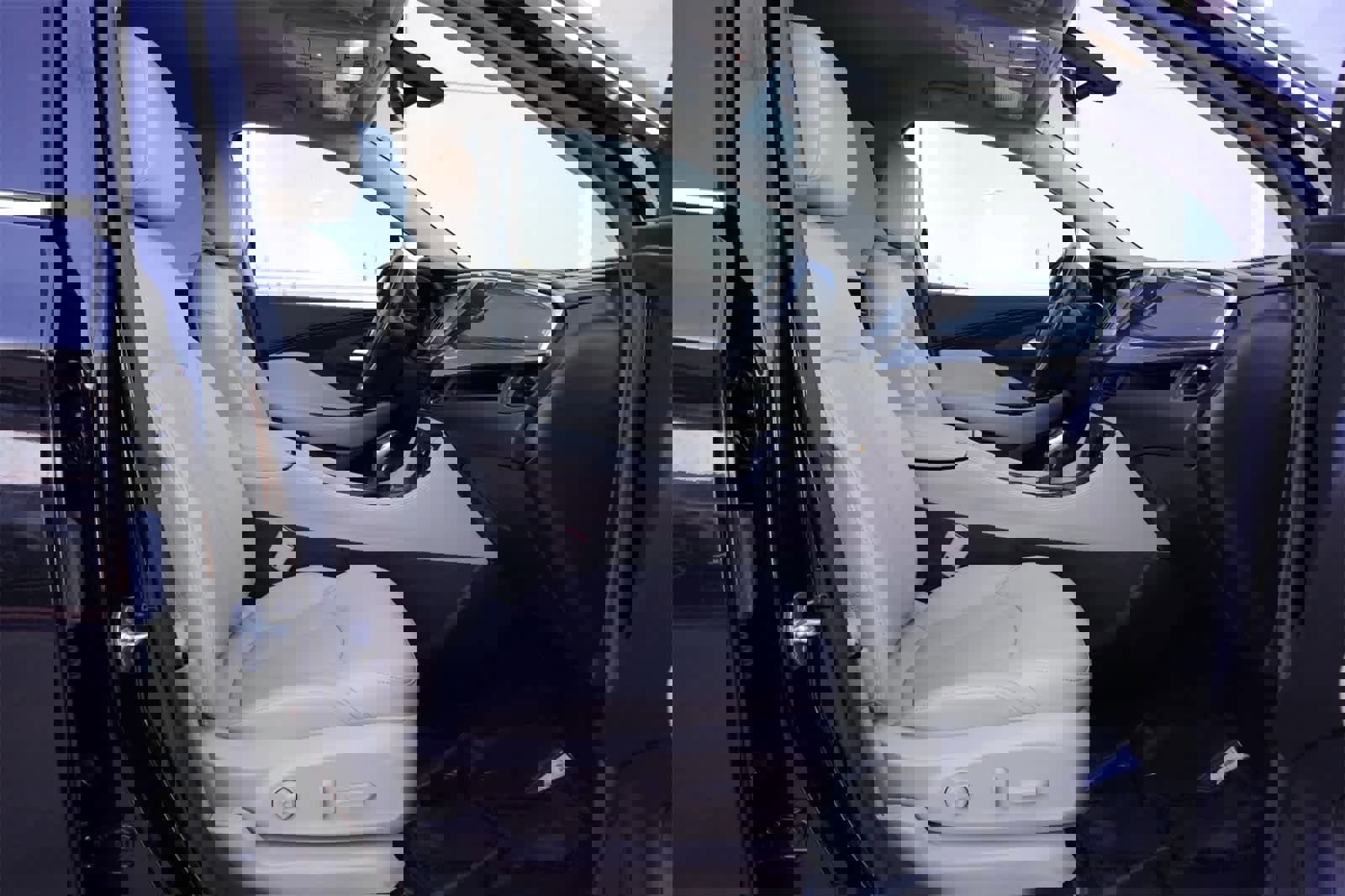 Used 2020 Buick Envision Essence image 22