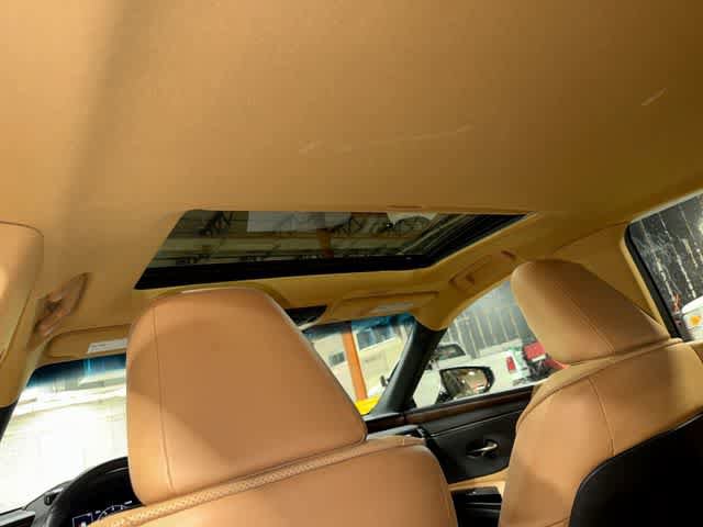 Used 2022 Lexus ES 350 w/ Premium Package FWD image 24