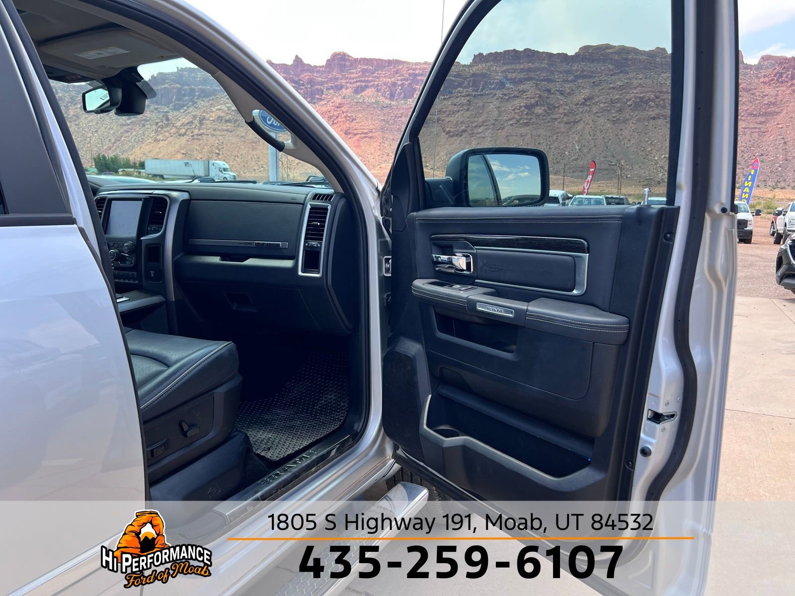 Used 2015 RAM 1500 Limited image 33