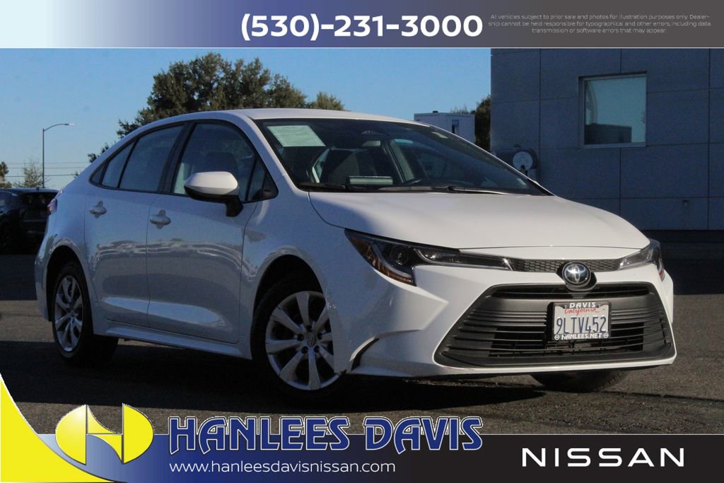 Used 2024 Toyota Corolla LE image 1