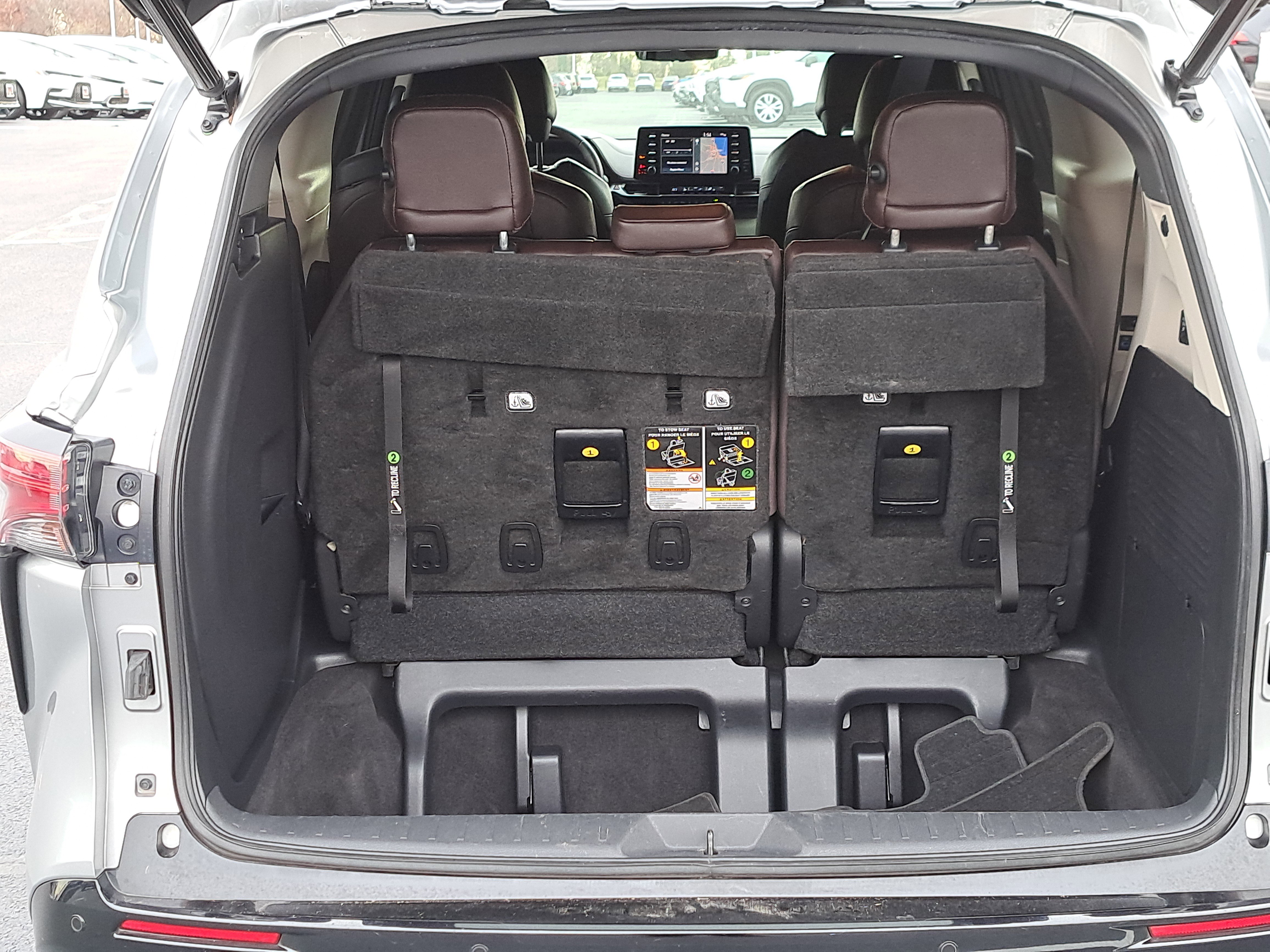 Certified 2021 Toyota Sienna Platinum image 10