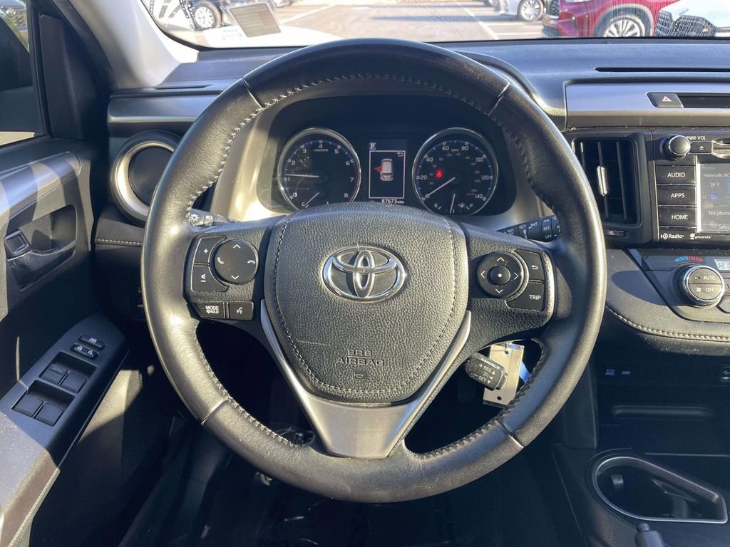 Used 2016 Toyota RAV4 XLE image 23