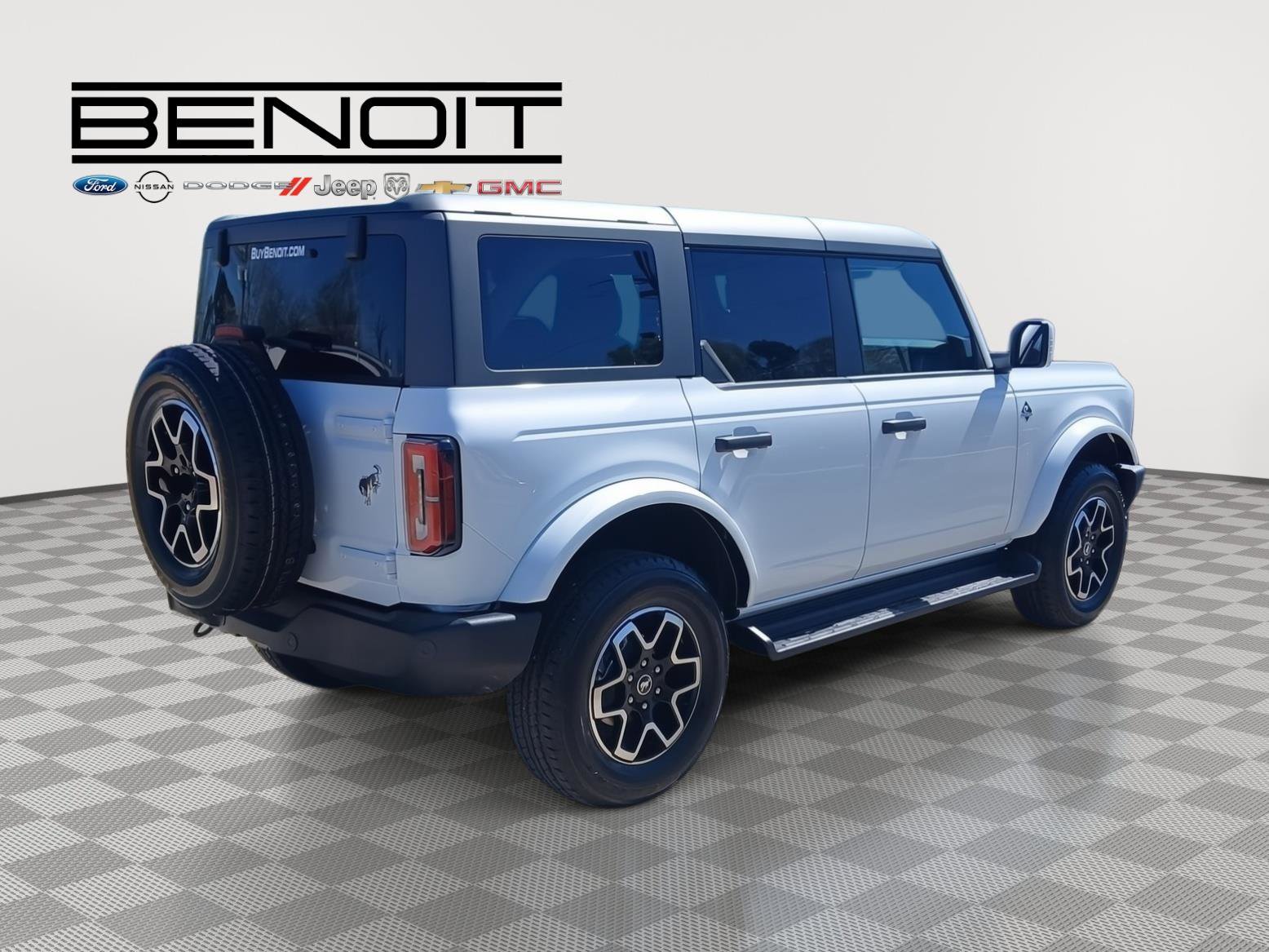 New 2026 Ford Bronco Outer Banks image 5