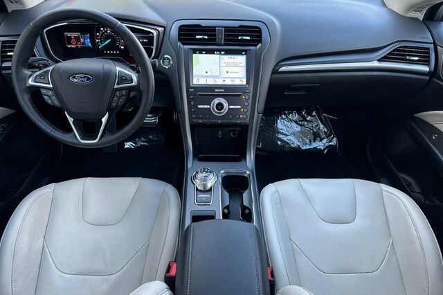 Certified 2017 Ford Fusion Titanium FWD image 13