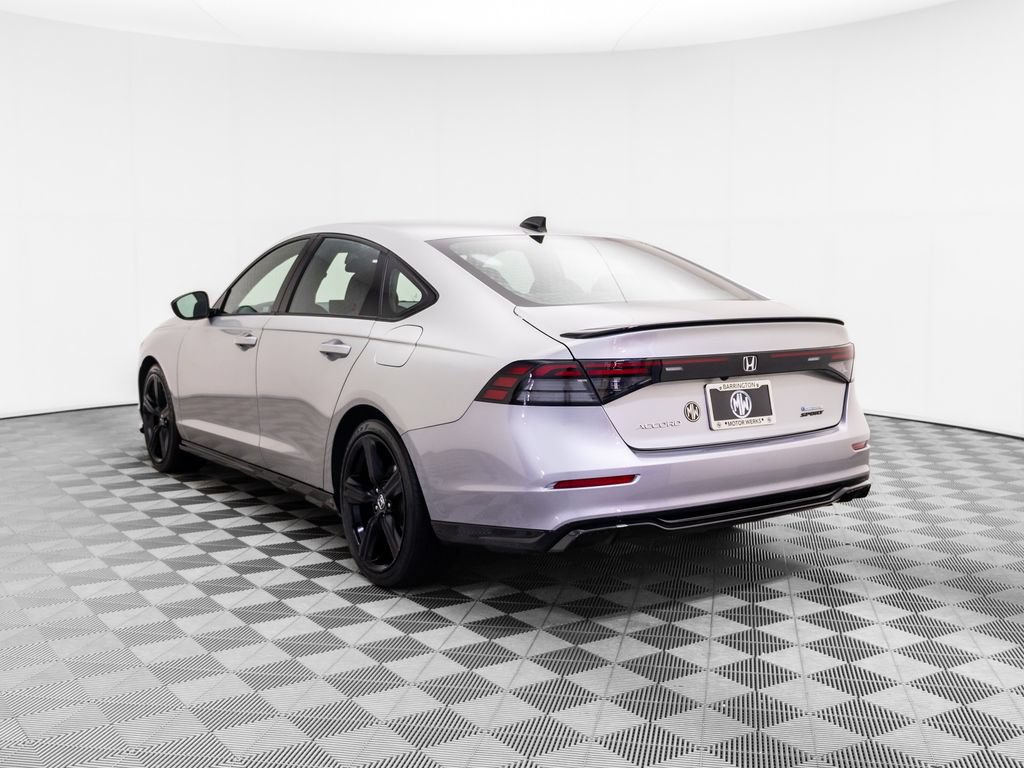 Used 2024 Honda Accord Sport image 4