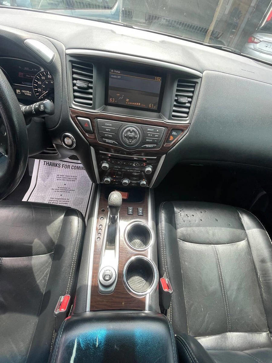 Used 2015 Nissan Pathfinder SL w/ Cargo Package image 11