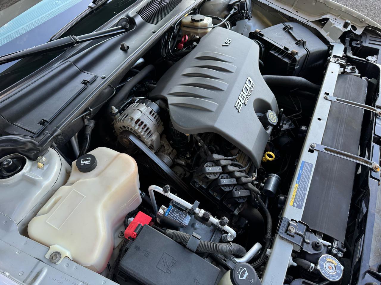 Used 2002 Buick Le Sabre Limited w/ Driver Confidence Pkg image 24