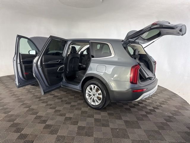 Used 2020 Kia Telluride LX image 18