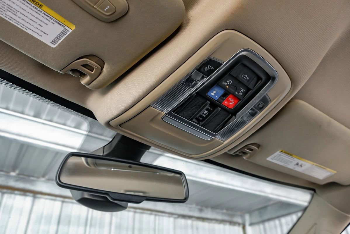 Used 2022 RAM 3500 Laramie AWD/4WD image 22
