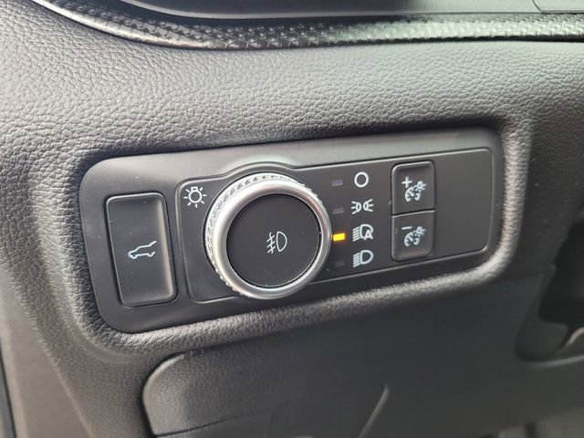 Certified 2022 Ford Explorer ST-Line w/ Class IV Trailer Tow Package image 17