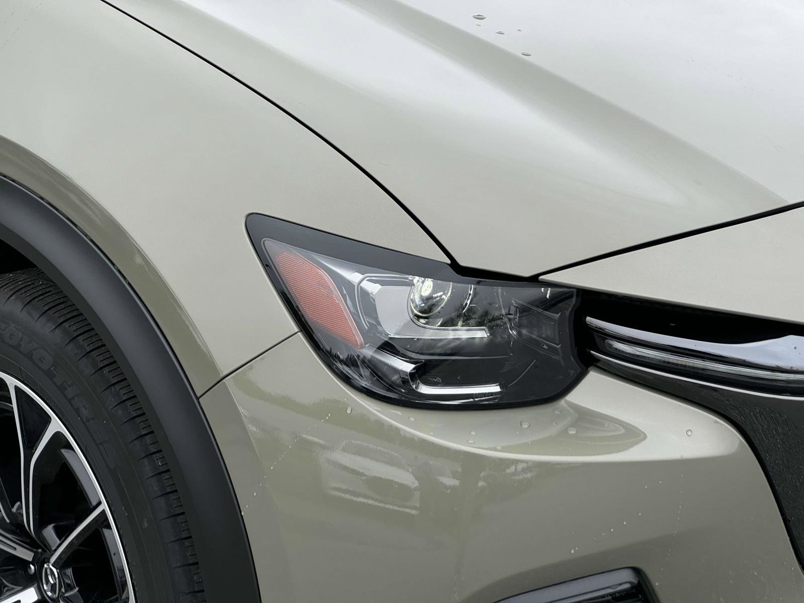 Used 2025 MAZDA CX-70 Plug-In Hybrid w/ Premium Plus image 8