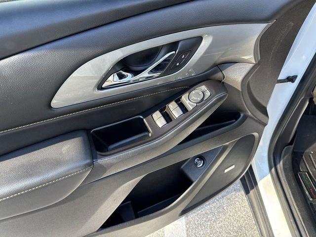 Used 2019 Chevrolet Traverse LT w/ LT Premium Package image 12