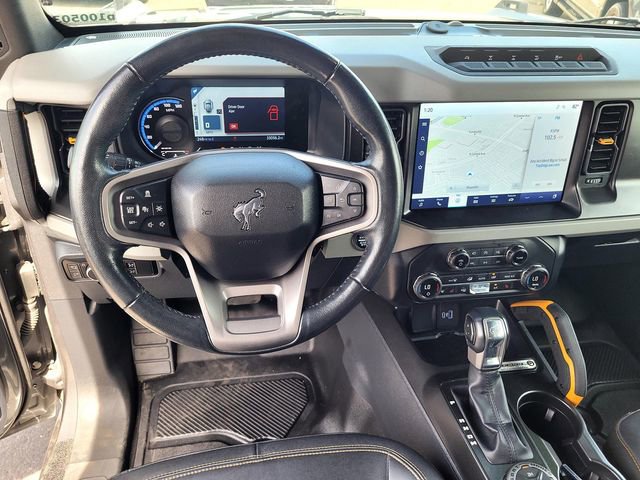 Used 2023 Ford Bronco Badlands image 9