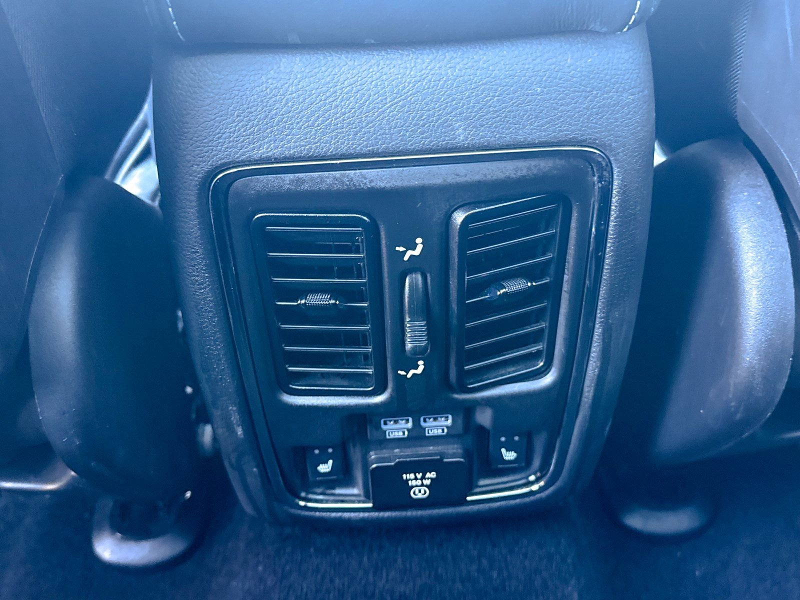 Used 2020 Jeep Grand Cherokee Overland AWD/4WD image 21