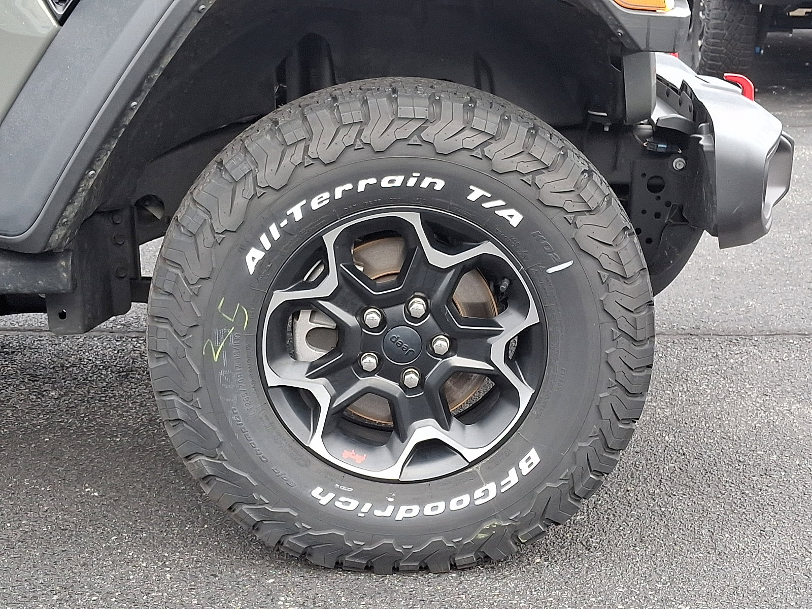 Used 2023 Jeep Wrangler Unlimited Rubicon w/ Cold Weather Group image 8