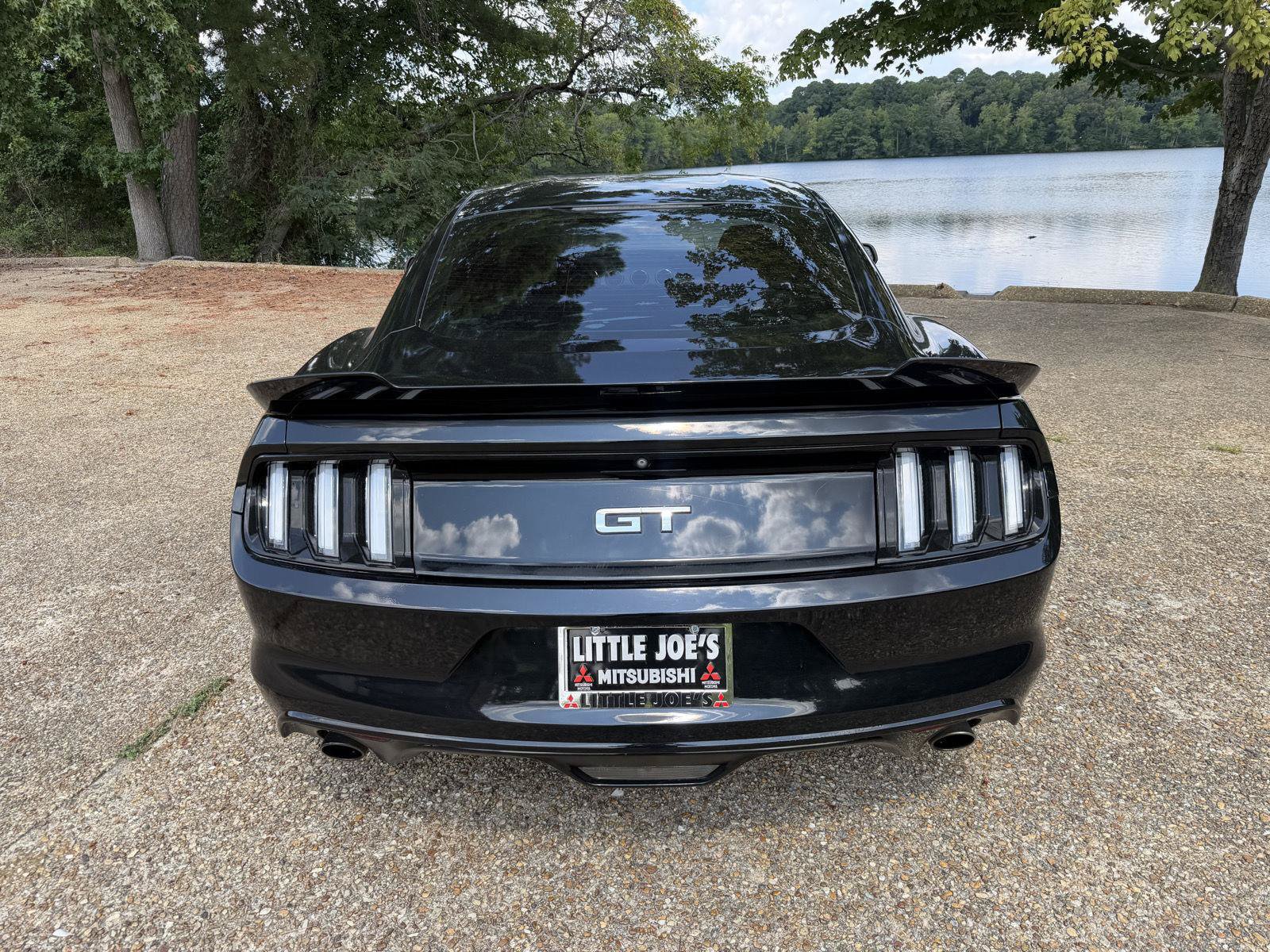 Used 2016 Ford Mustang GT RWD image 4