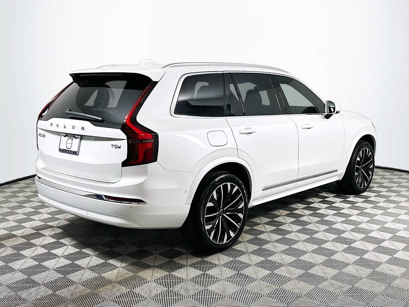New 2026 Volvo XC90 T8 Ultra w/ Protection Package AWD/4WD image 7