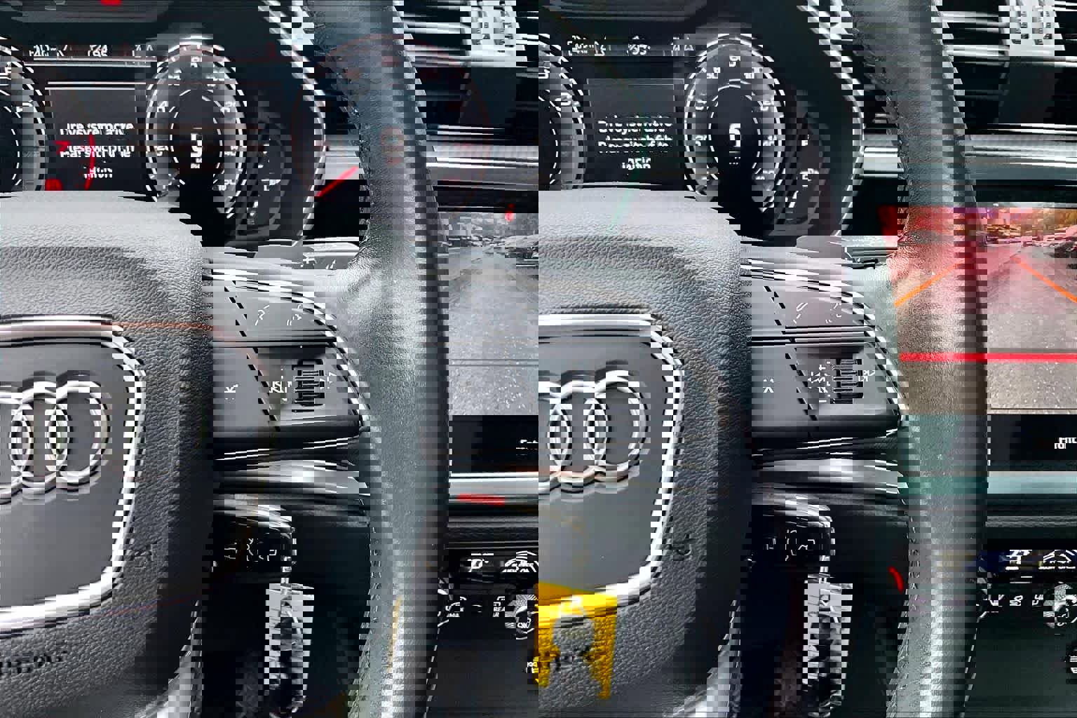 Used 2023 Audi Q3 2.0T Premium Plus w/ Premium Plus Package image 24