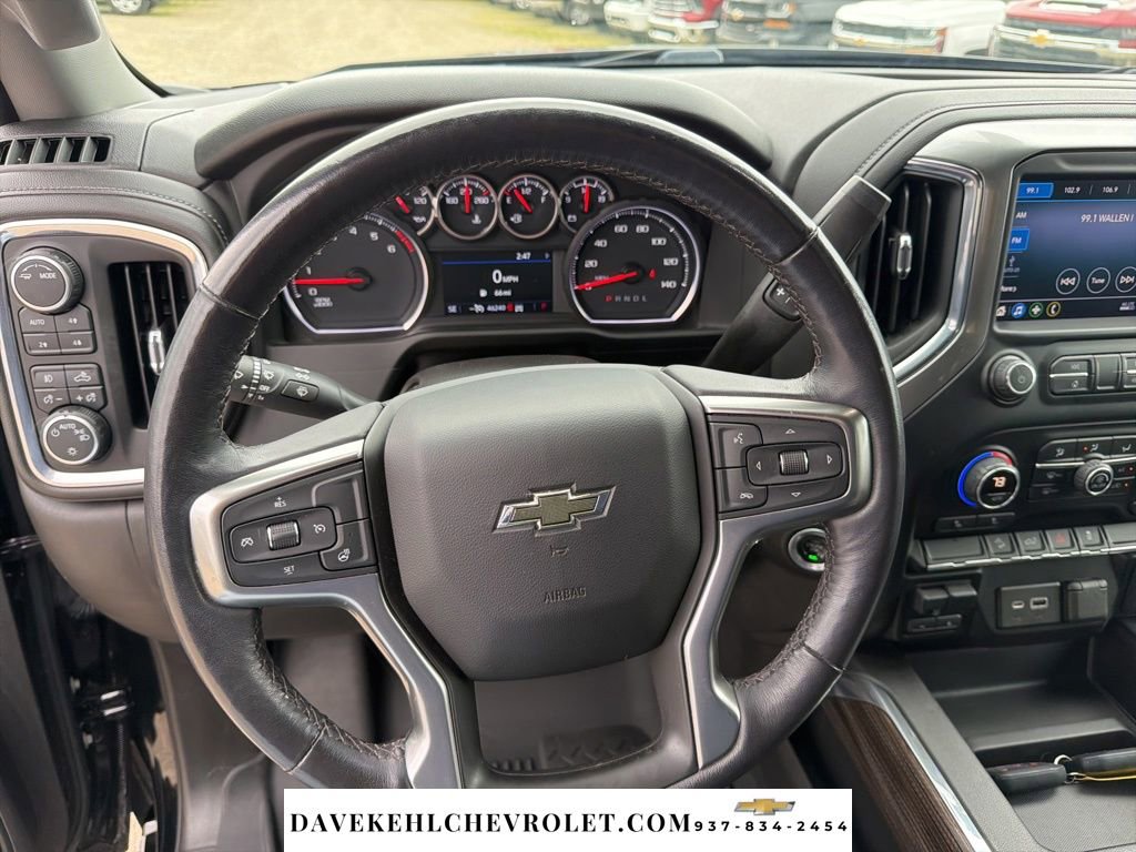 Used 2021 Chevrolet Silverado 1500 LT Trail Boss AWD/4WD image 14
