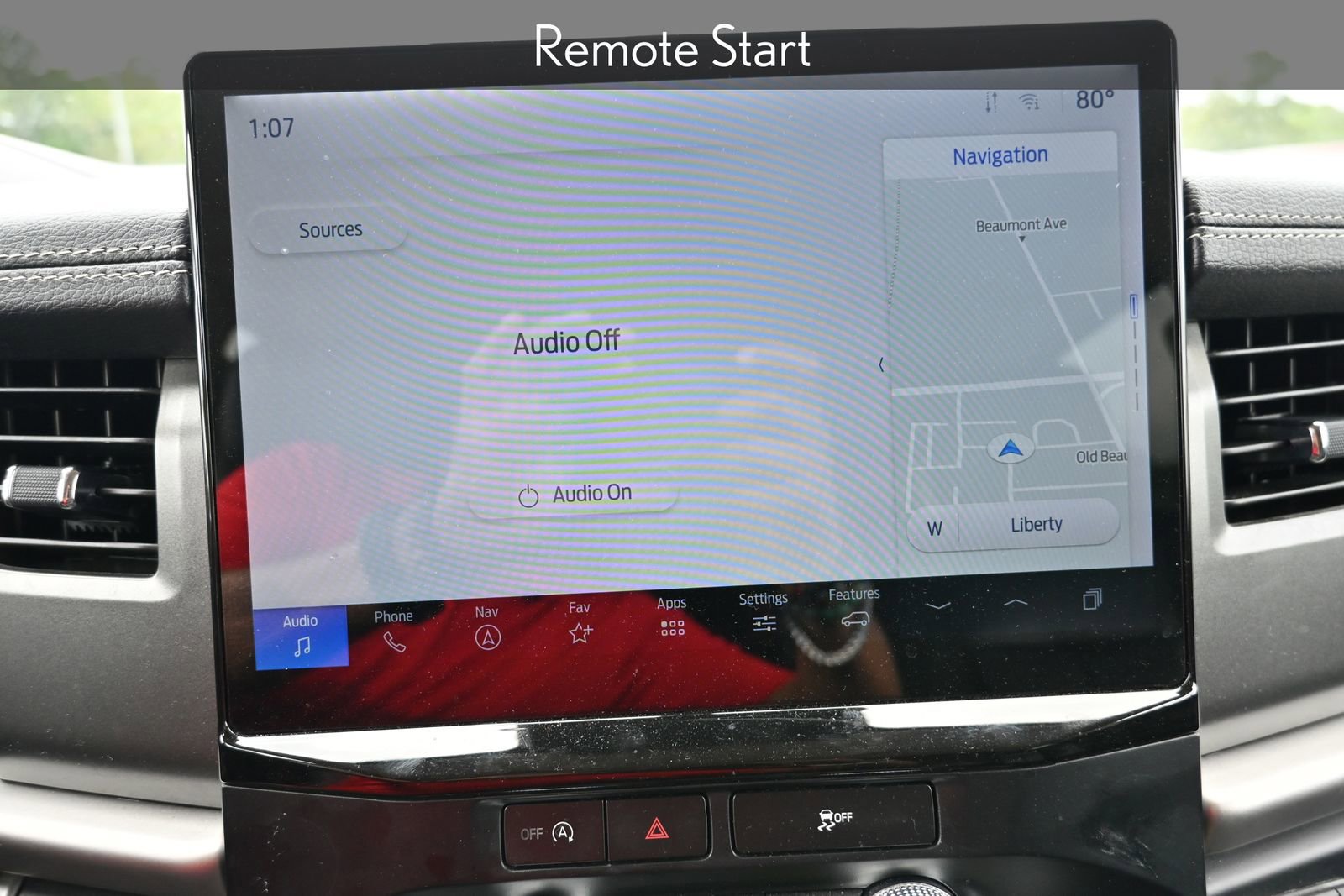 Used 2024 Ford Expedition XLT image 17