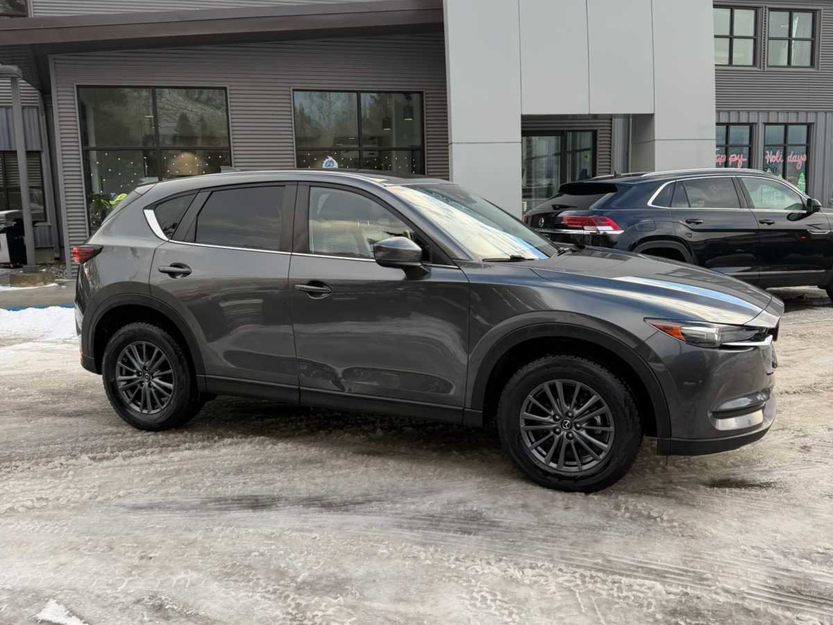 Used 2021 MAZDA CX-5 Touring image 4