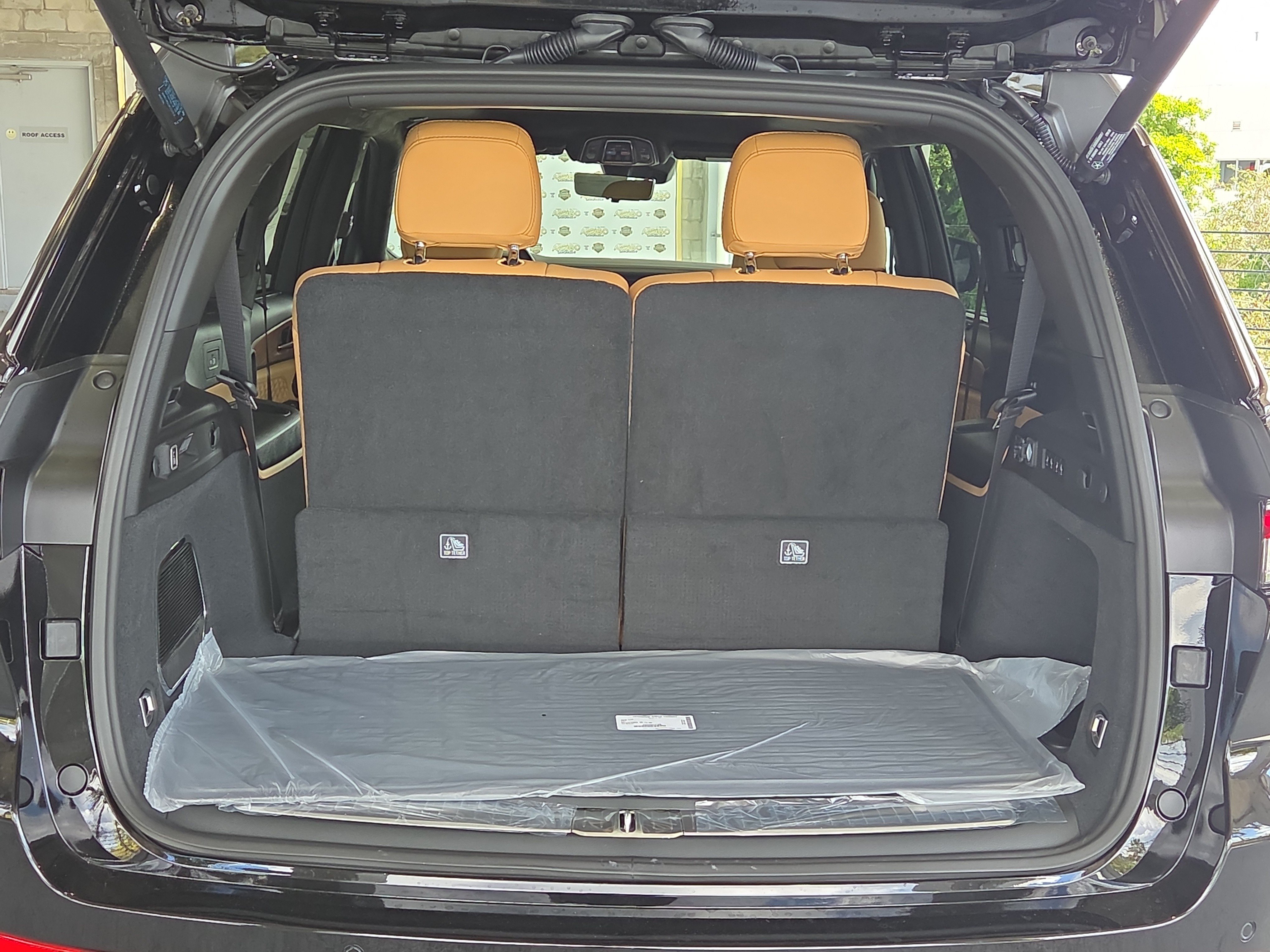 New 2025 Jeep Grand Cherokee L Summit AWD/4WD image 13