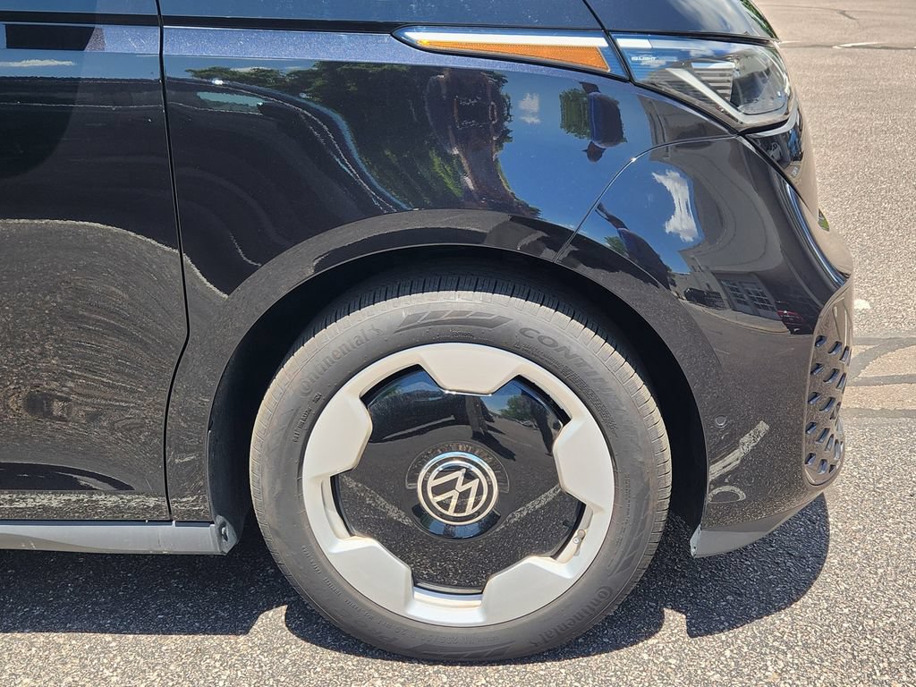New 2025 Volkswagen ID. Buzz Pro S RWD image 29