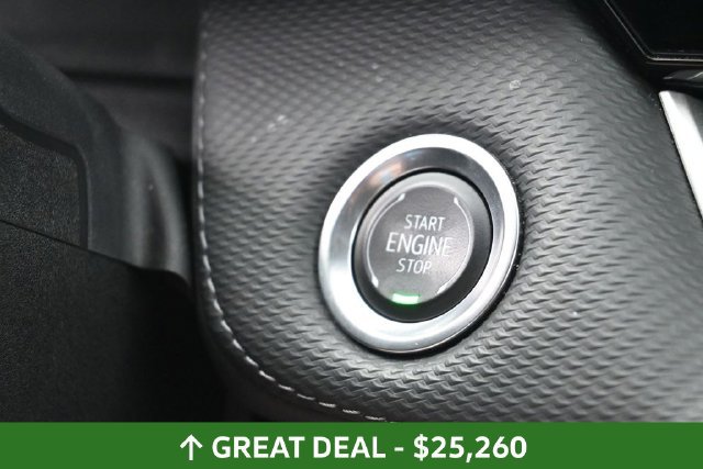 Used 2025 Chevrolet Equinox LT AWD/4WD image 24