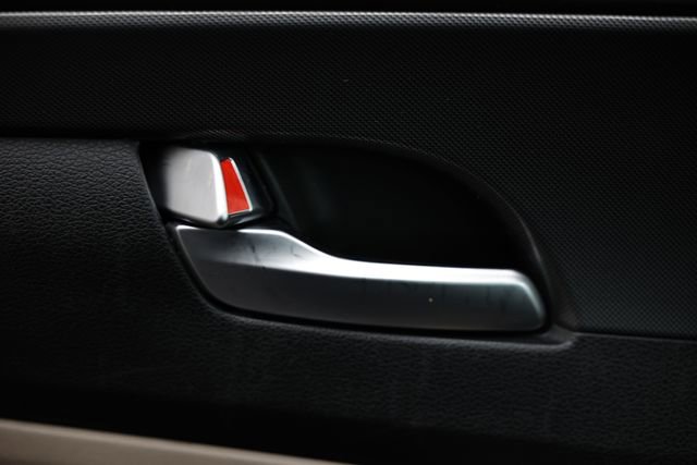 Used 2023 Hyundai Santa Fe Blue image 16