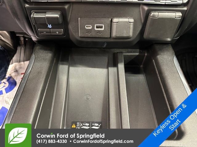 Used 2019 GMC Sierra 1500 SLT w/ SLT Premium Package image 30