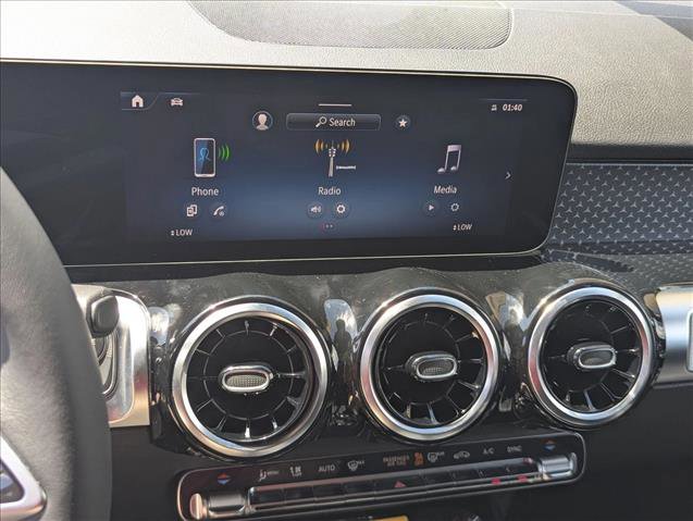 New 2026 Mercedes-Benz GLB 250 image 11