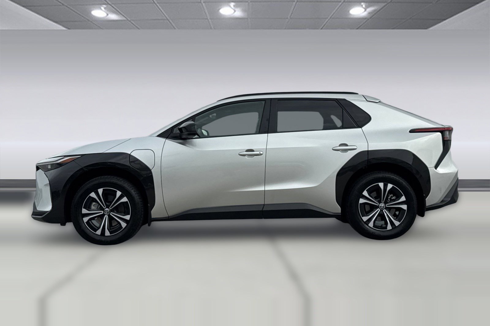 Certified 2023 Toyota bZ4X XLE image 6