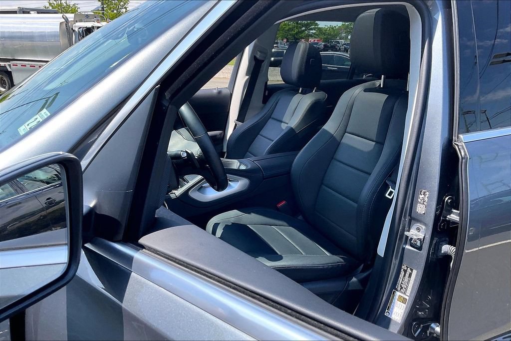 Certified 2023 Mercedes-Benz GLS 450 4MATIC image 17